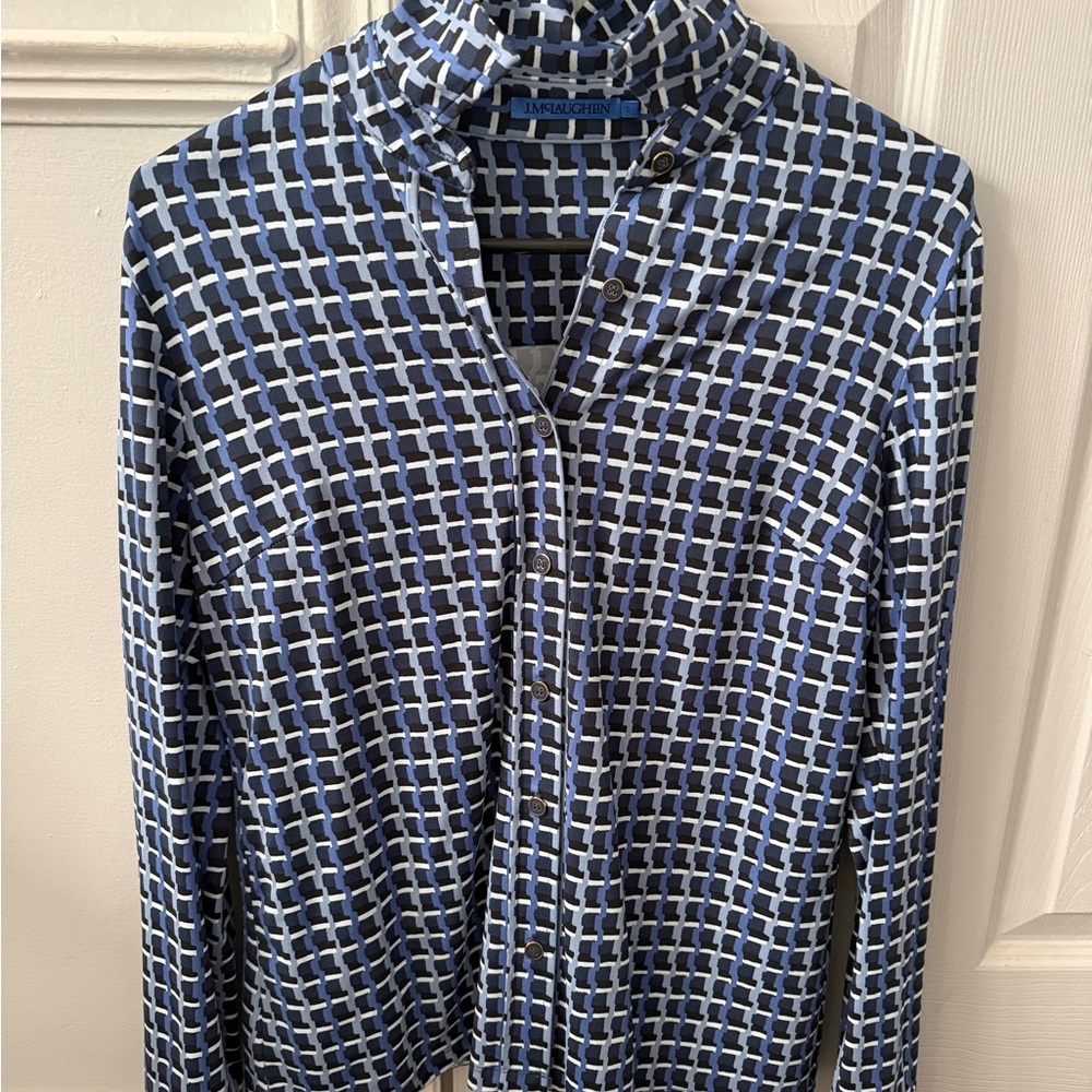 J. McLaughlin Navy and Light Blue Geometric Button-Front Blouse